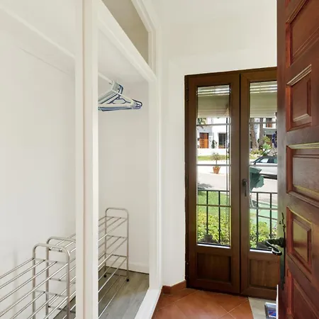 Holiday home Charming Two Bedroom House